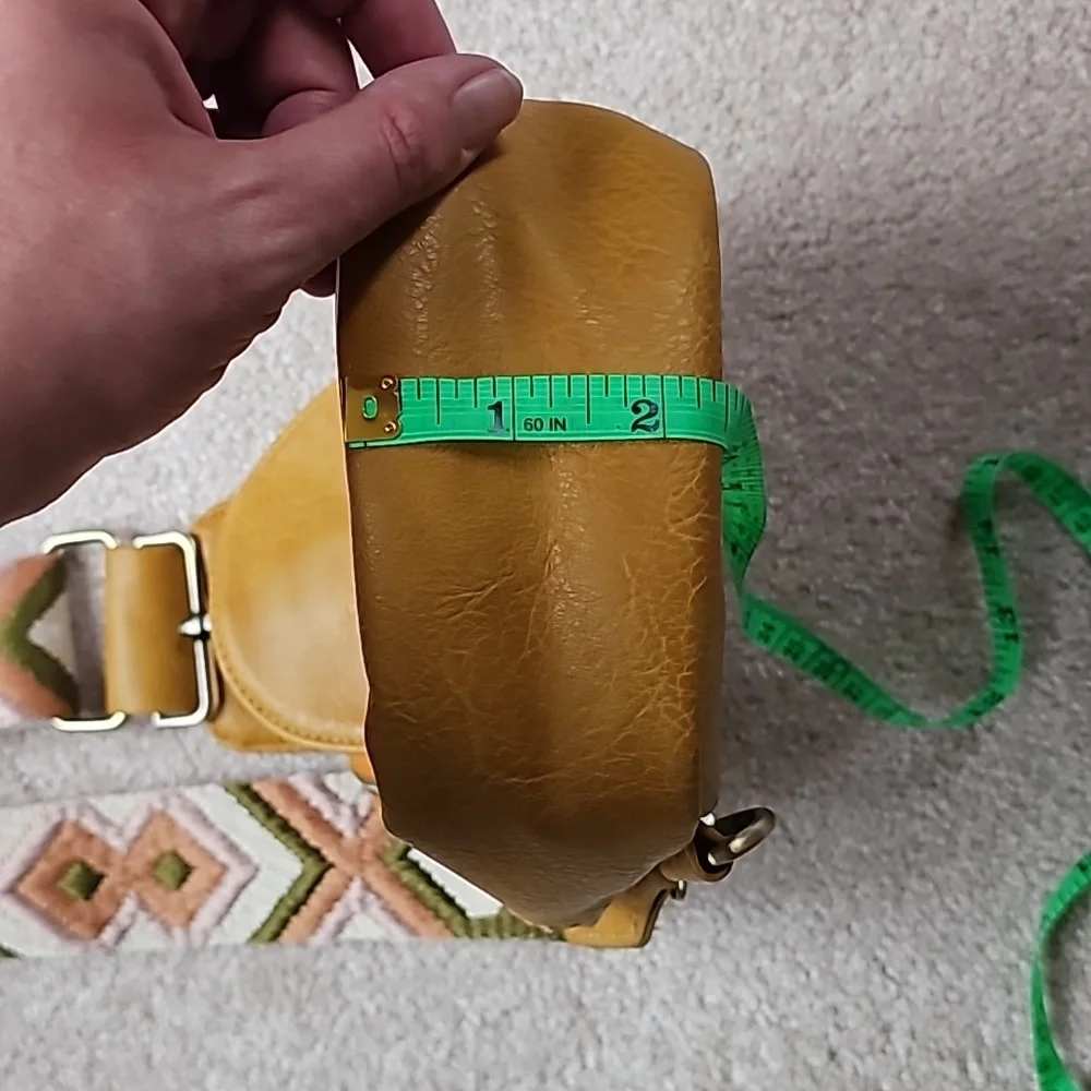 Camel brown small crossbody sling bag with adjustable strap - Picture 8 of 9